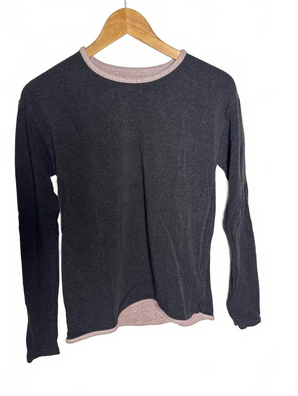 Majestic Filatures Deluxe T-Shirt/Sweater Long Sleeve Top Small